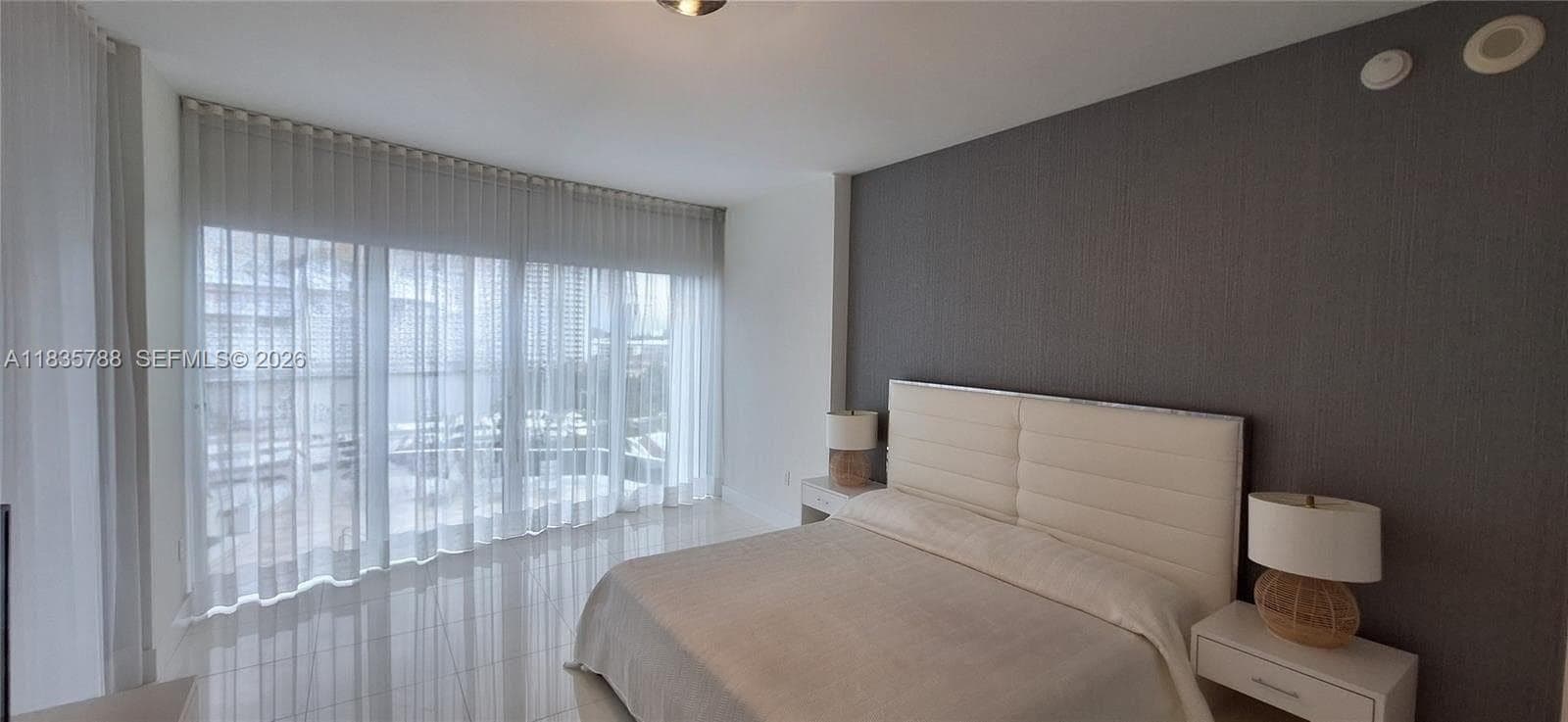 4100 Island Blvd # 701, Aventura FL 33160 — 8