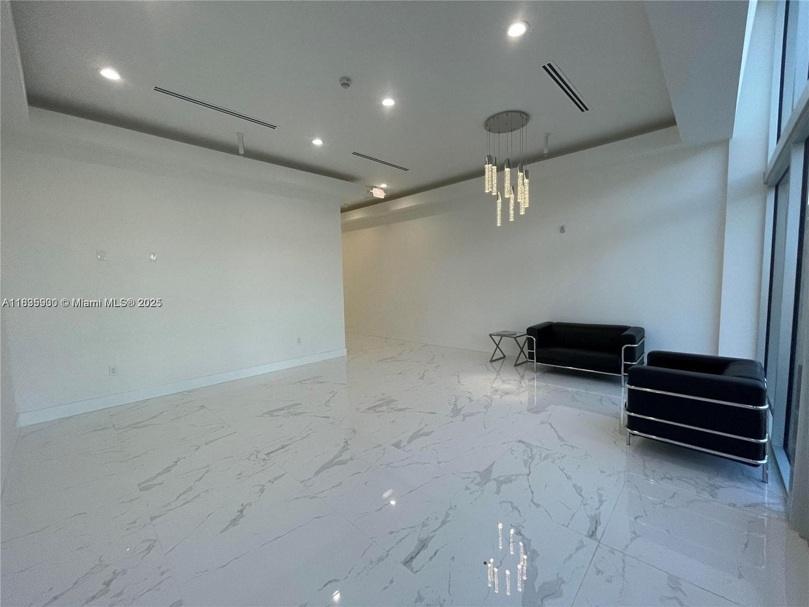 10450 NW 33rd St # 102, Doral FL 33172 — 8