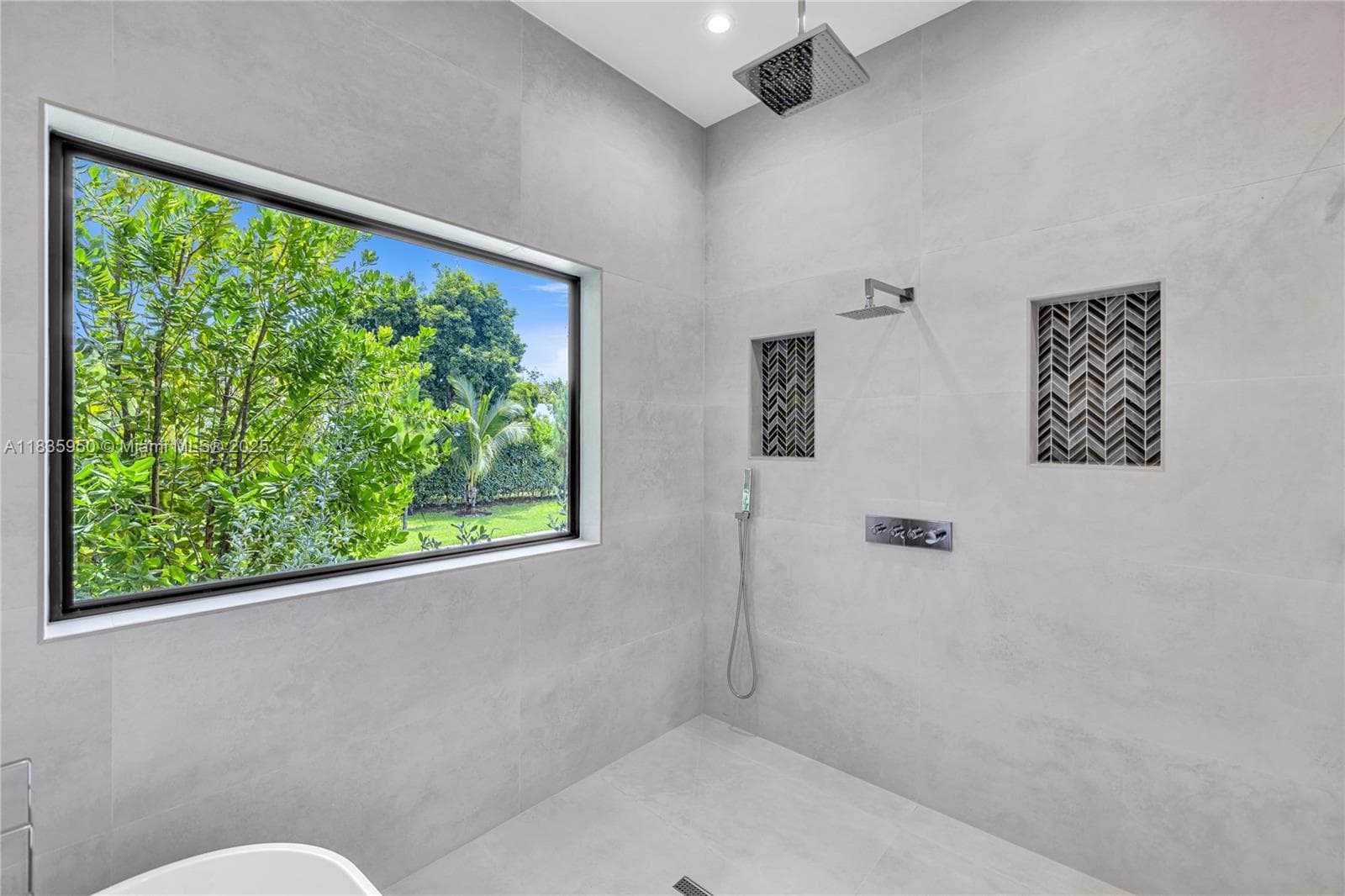 7699 SW 118th St, Pinecrest FL 33156 — 17