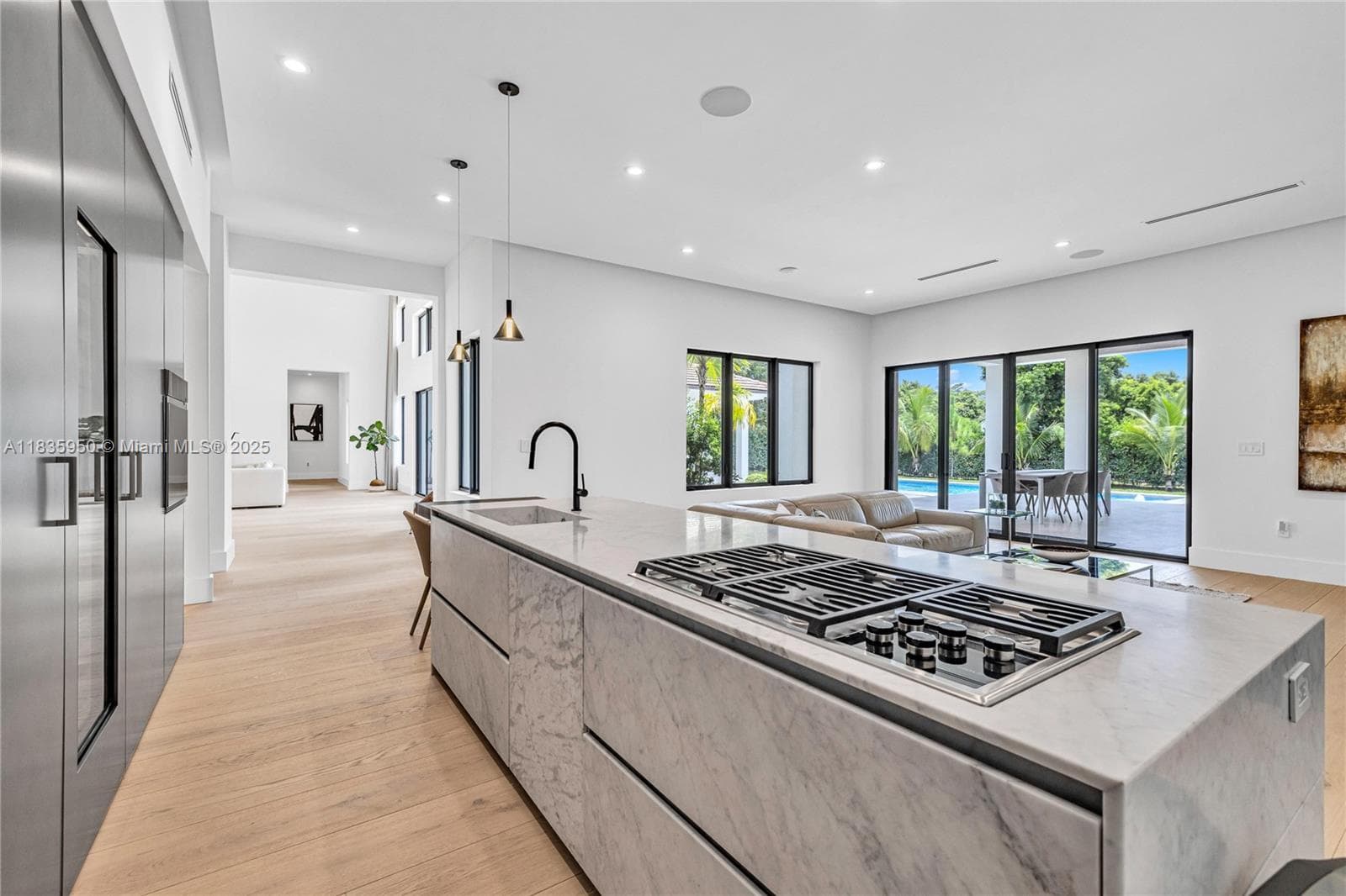 7699 SW 118th St, Pinecrest FL 33156 — 7