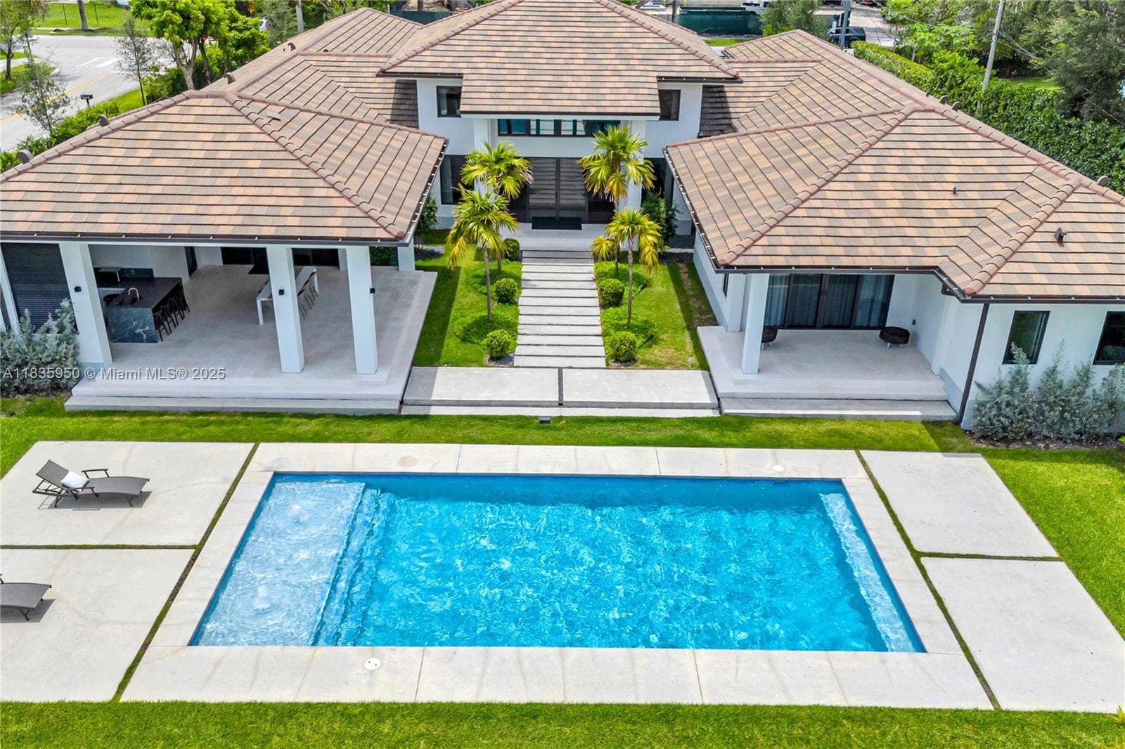 7699 SW 118th St, Pinecrest FL 33156 — 3