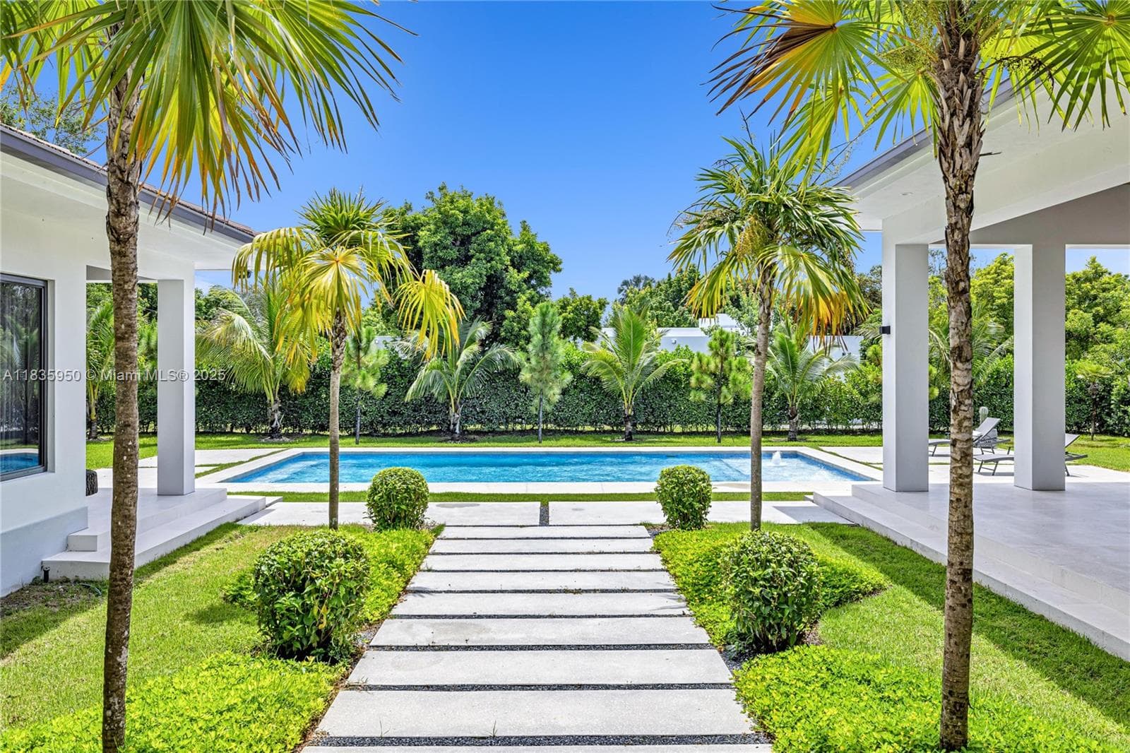7699 SW 118th St, Pinecrest FL 33156 — 34
