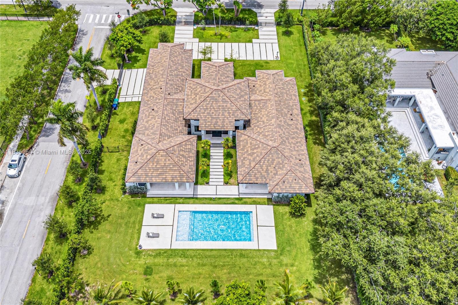 7699 SW 118th St, Pinecrest FL 33156 — 37