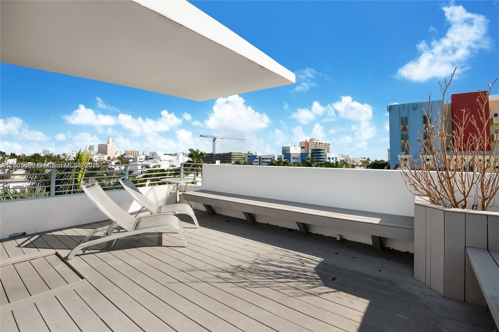 421 Meridian Ave # 15, Miami Beach FL 33139 — 17