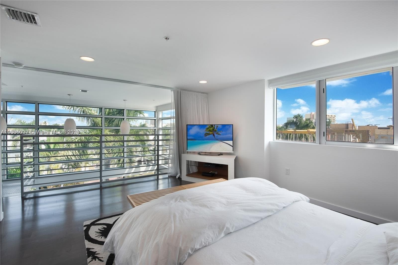 421 Meridian Ave # 15, Miami Beach FL 33139 — 9