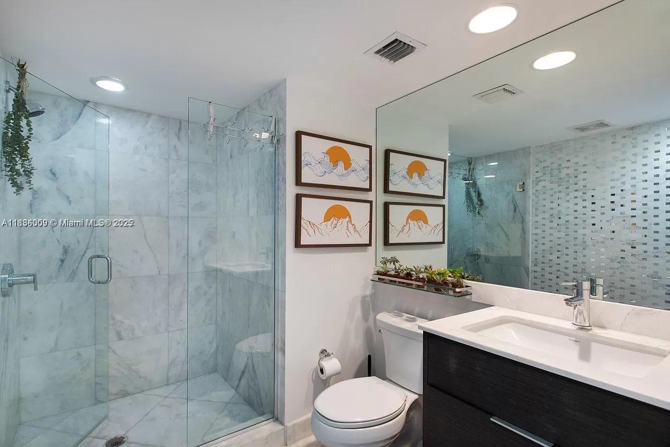 421 Meridian Ave # 15, Miami Beach FL 33139 — 14