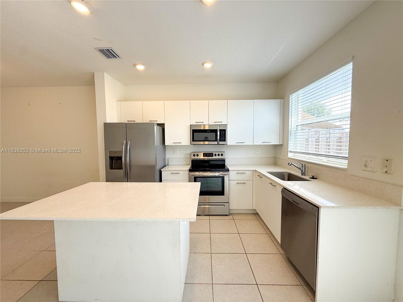12440 NW 23rd Ct, Miami FL 33167 — 3