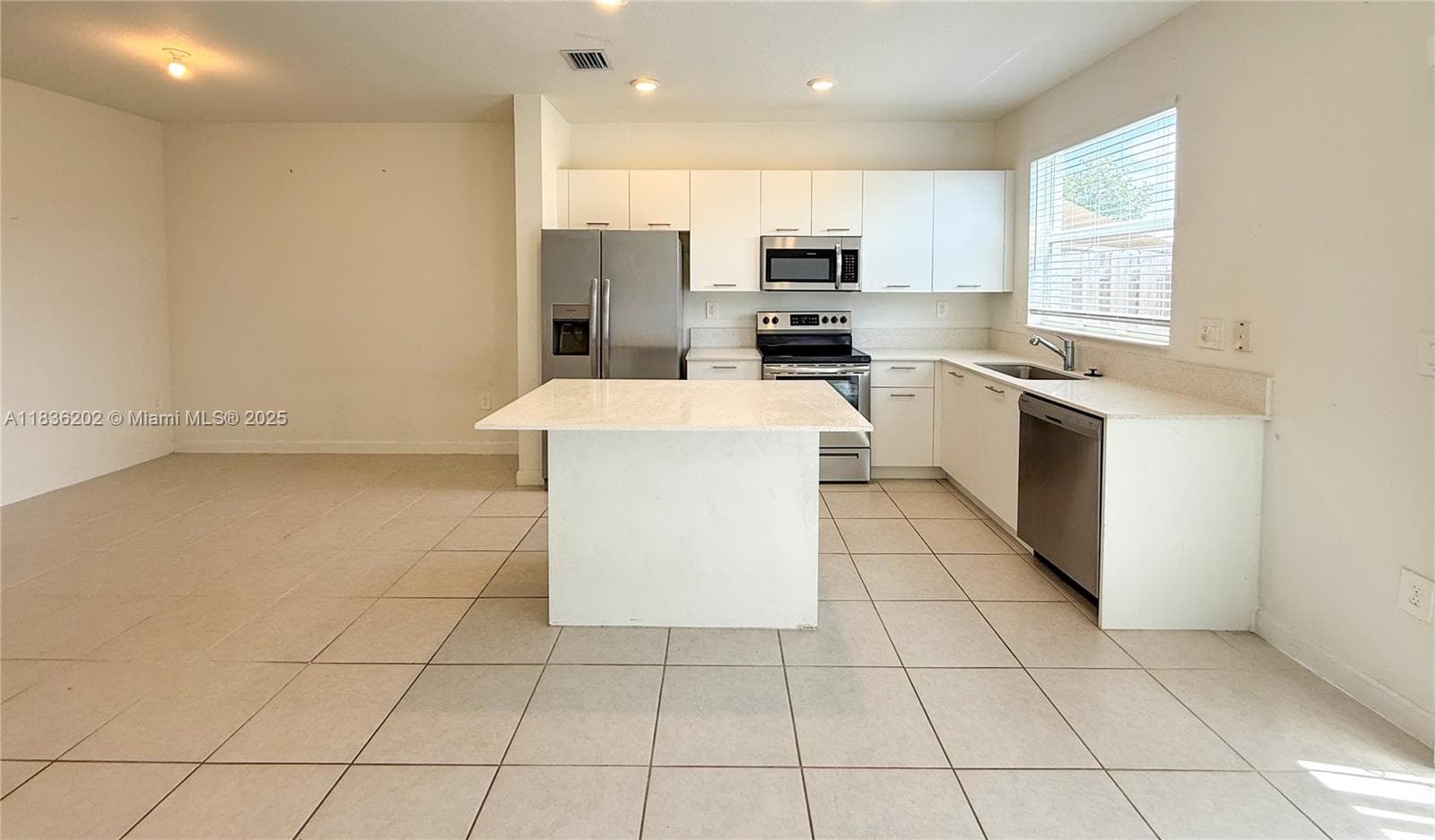 12440 NW 23rd Ct, Miami FL 33167 — 5