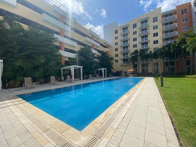 2775 NE 187th Street # 523, Aventura FL 33180 — 19
