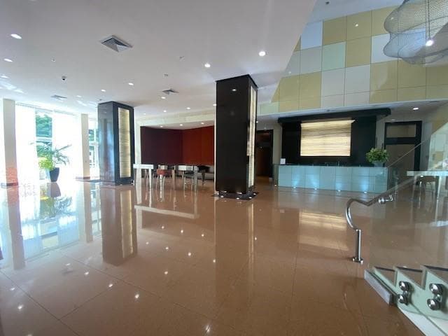 2775 NE 187th Street # 523, Aventura FL 33180 — 25