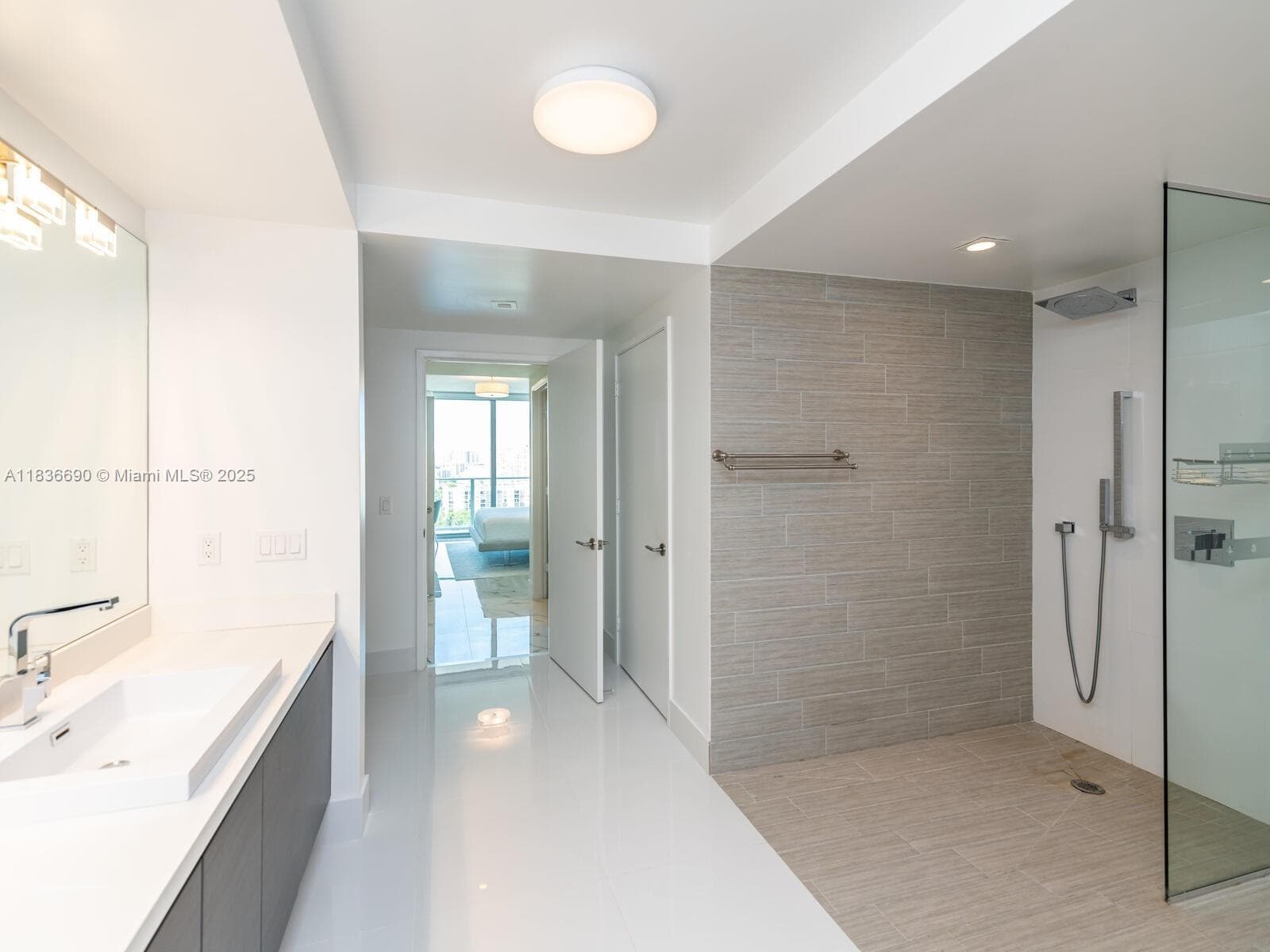 300 Sunny Isles Blvd # 1605, Sunny Isles Beach FL 33160 — 58