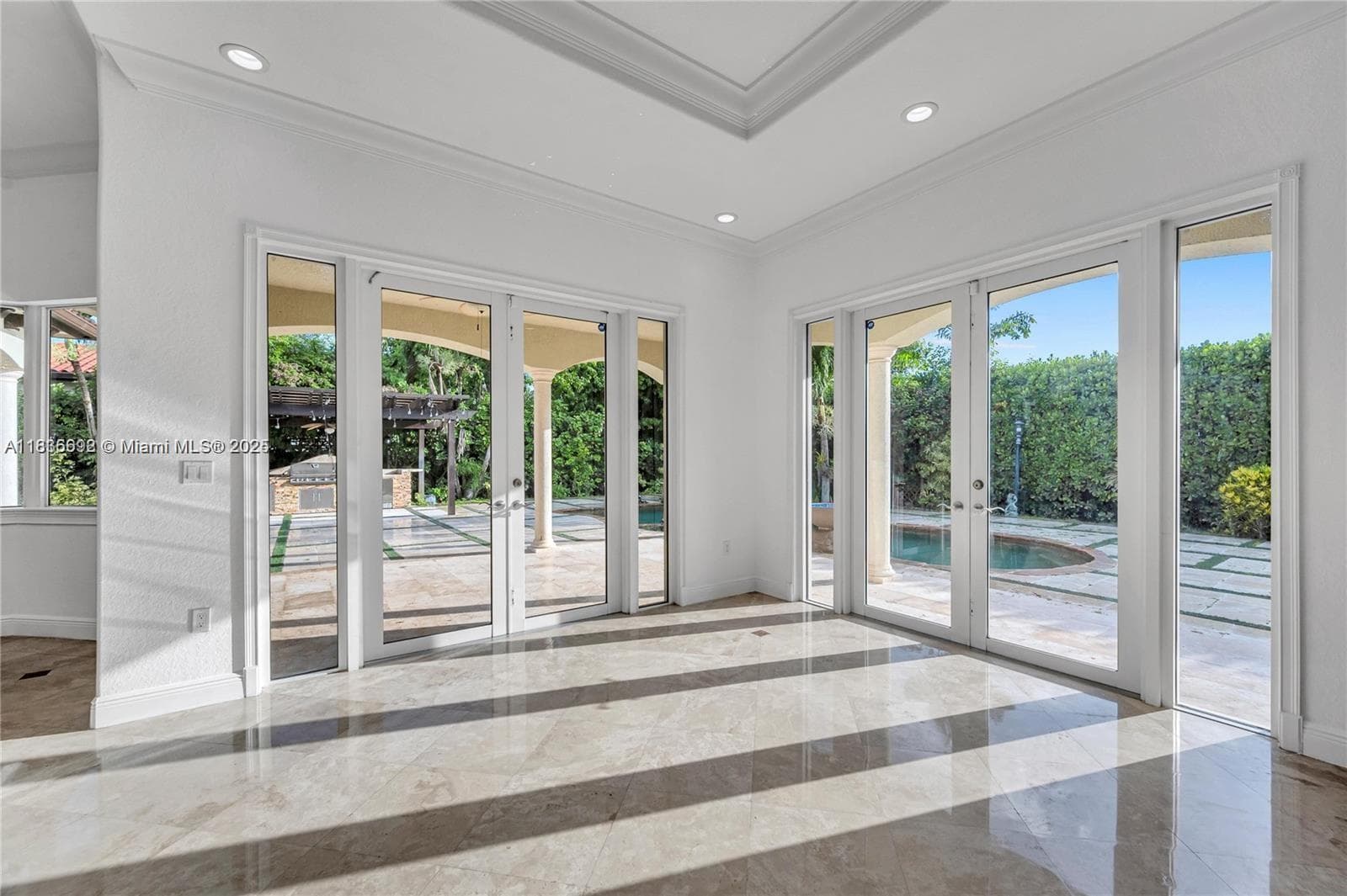13400 SW 83rd Ave, Pinecrest FL 33156 — 17