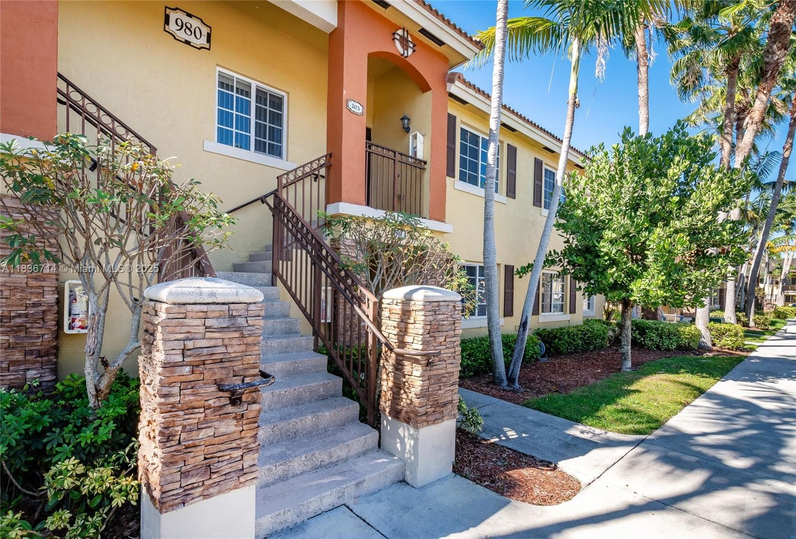 980 NE 33rd Ter # 101, Homestead FL 33033 — 2