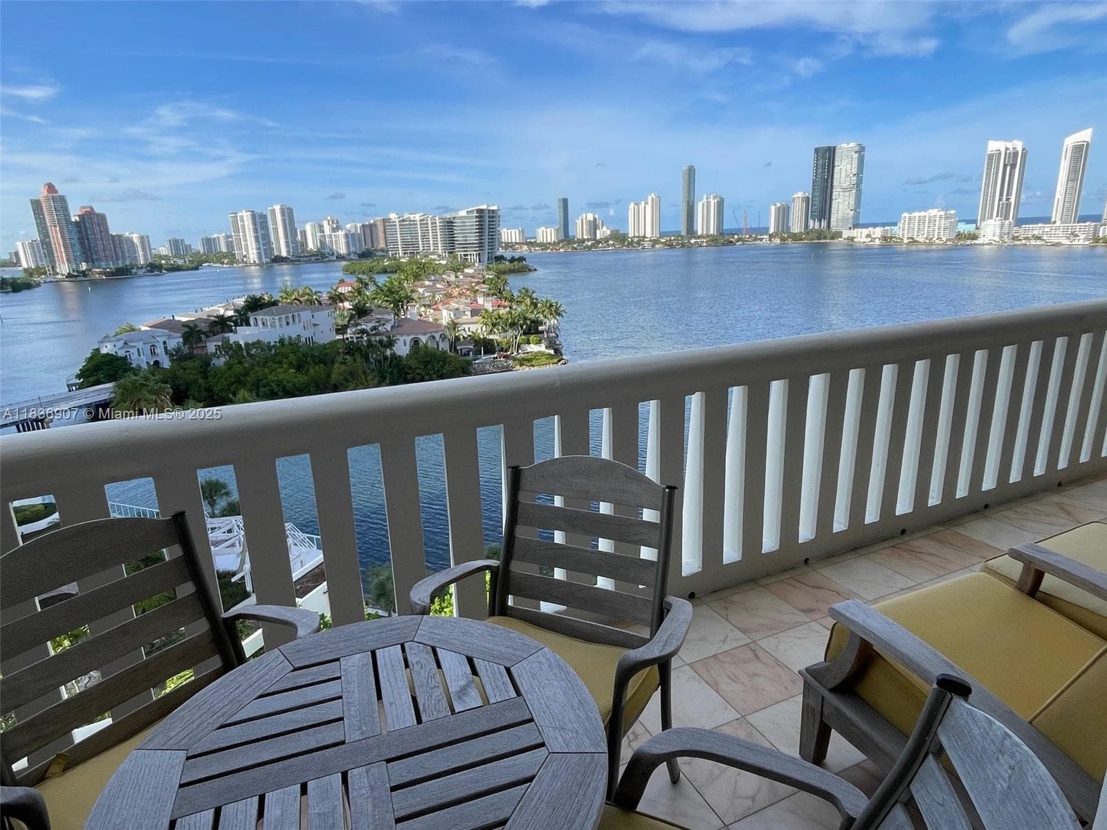 3000 Island Blvd # 1103, Aventura FL 33160 — 17