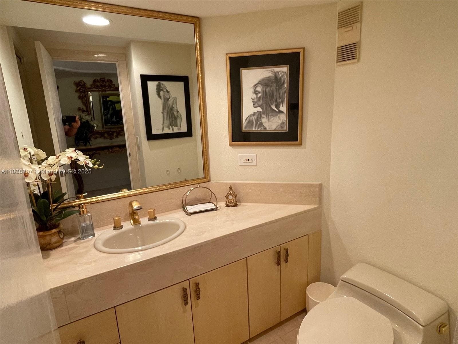 3000 Island Blvd # 1103, Aventura FL 33160 — 28