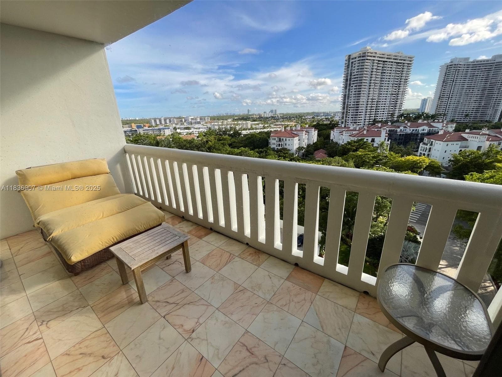 3000 Island Blvd # 1103, Aventura FL 33160 — 30