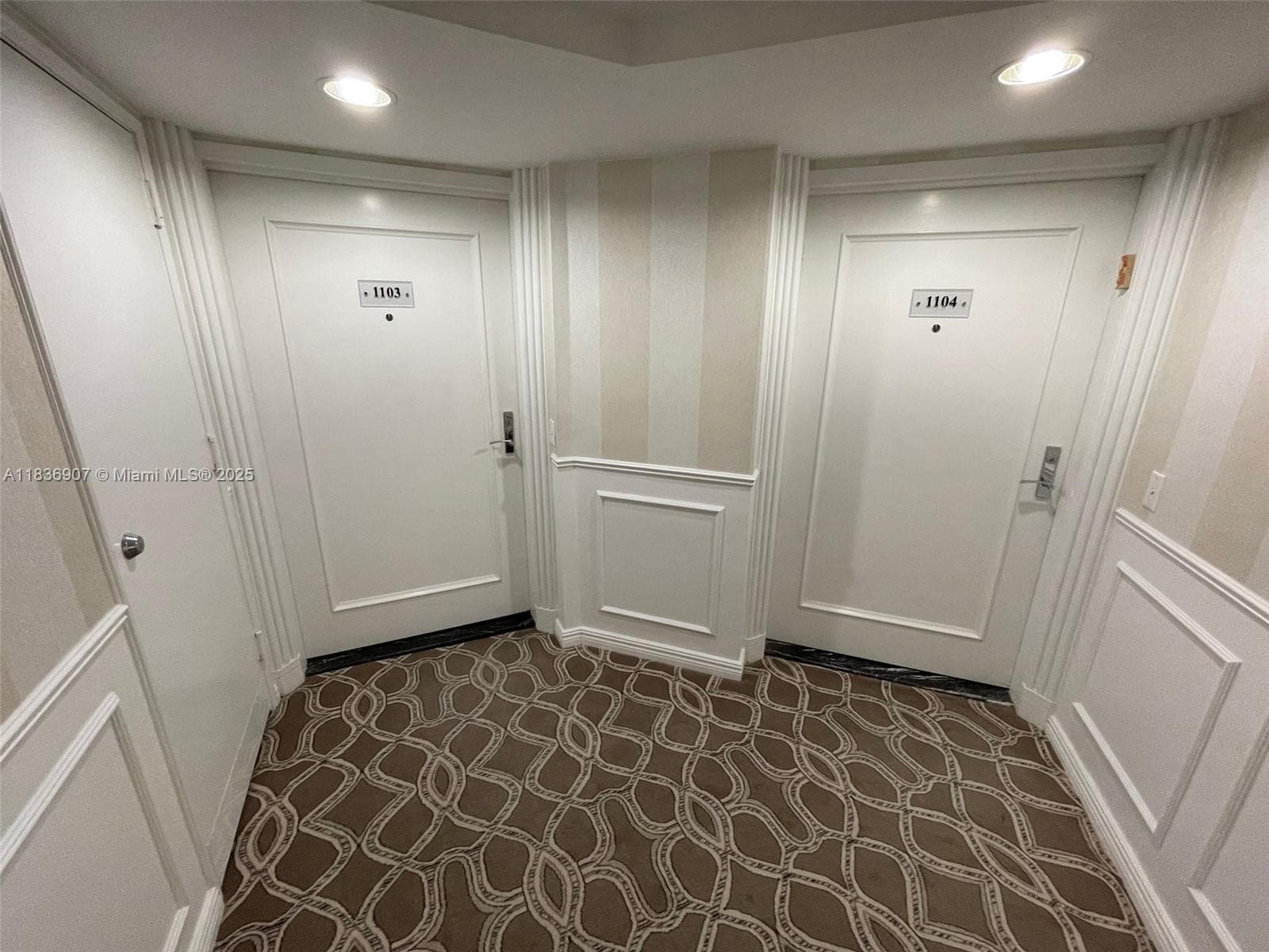 3000 Island Blvd # 1103, Aventura FL 33160 — 37