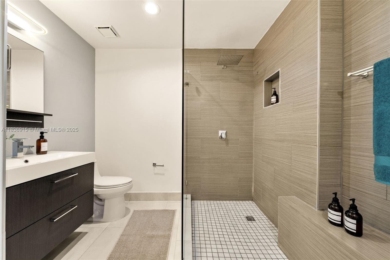 9755 NW 52nd St # 206, Doral FL 33178 — 22