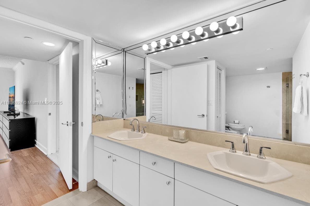 8855 E Collins Ave # 2F, Surfside FL 33154 — 22