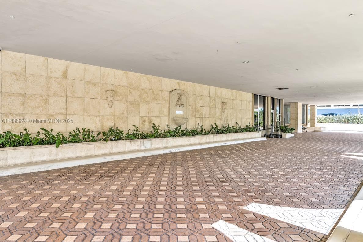8855 E Collins Ave # 2F, Surfside FL 33154 — 7