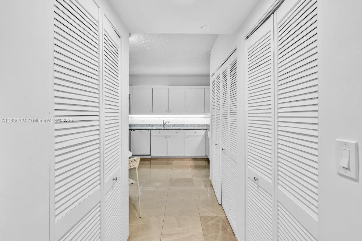8855 E Collins Ave # 2F, Surfside FL 33154 — 33