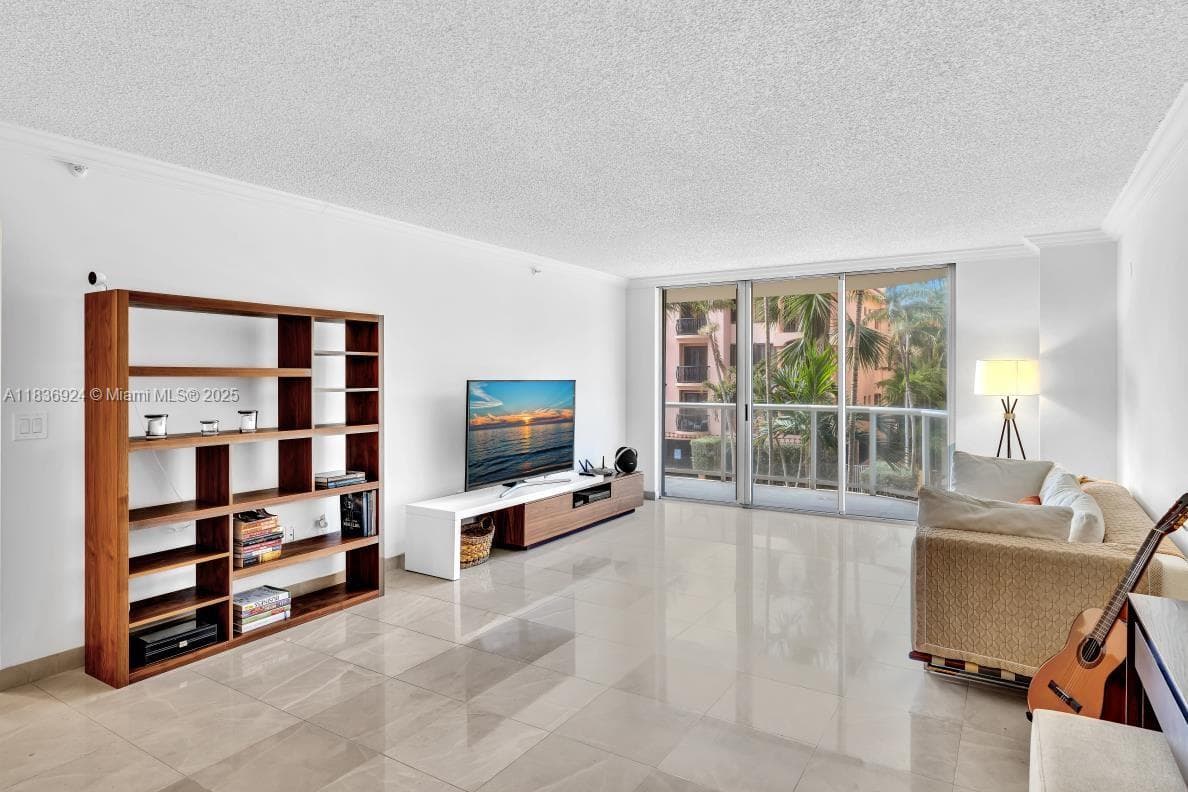 8855 E Collins Ave # 2F, Surfside FL 33154 — 44