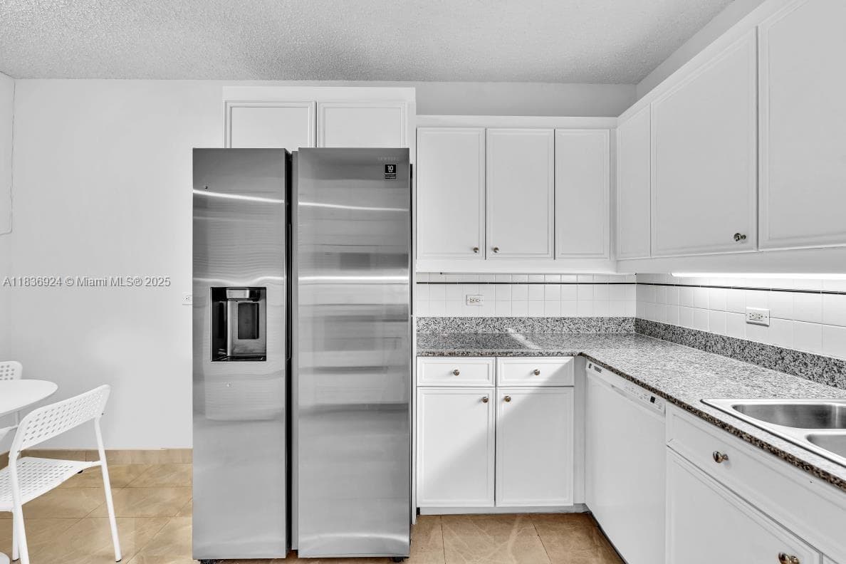 8855 E Collins Ave # 2F, Surfside FL 33154 — 60