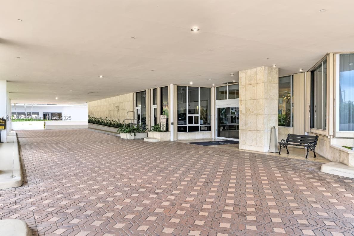 8855 E Collins Ave # 2F, Surfside FL 33154 — 70