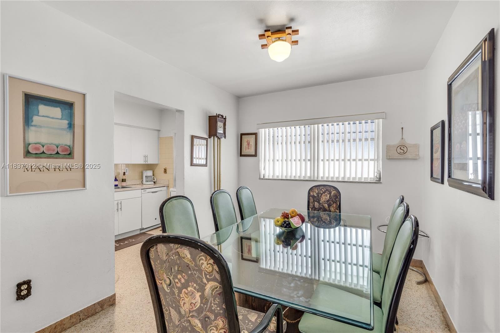 201 NW 14th Ave, Miami FL 33125 — 8
