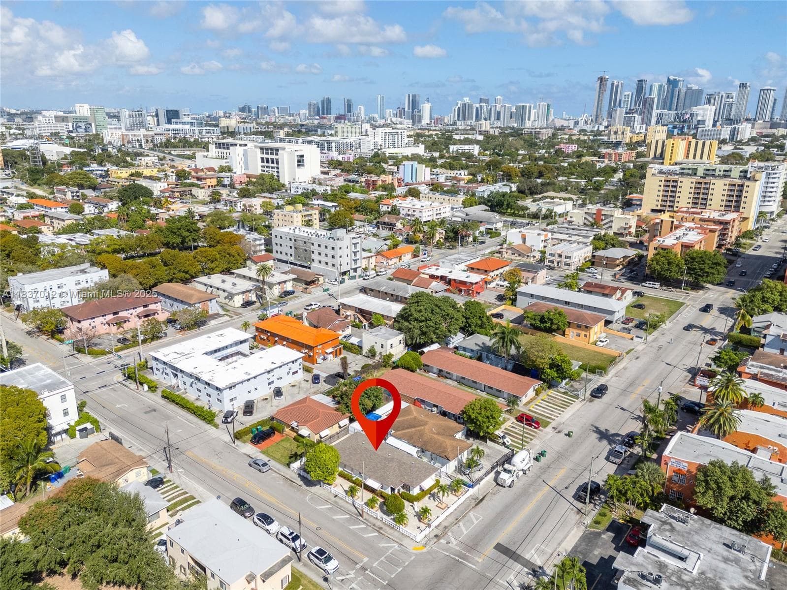201 NW 14th Ave, Miami FL 33125 — 21