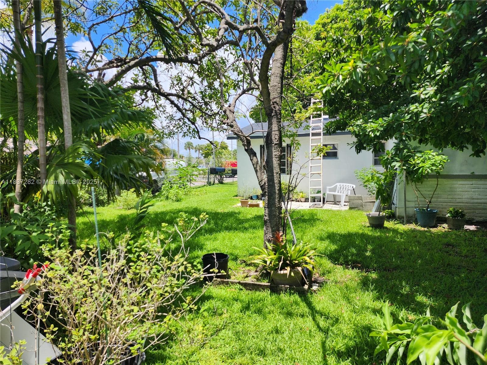 3521 E 8th Ave, Hialeah FL 33013 — 46