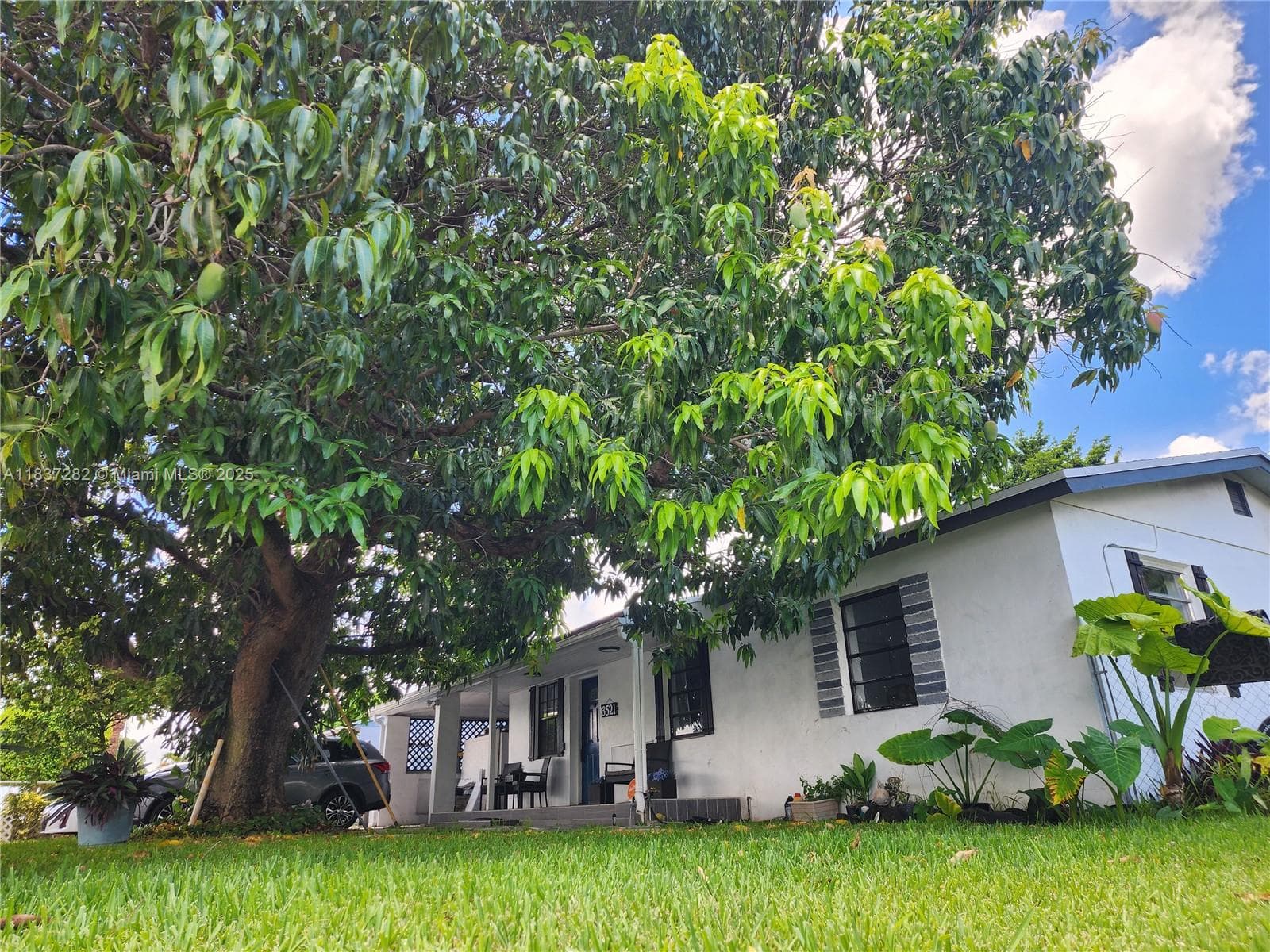 3521 E 8th Ave, Hialeah FL 33013 — 67