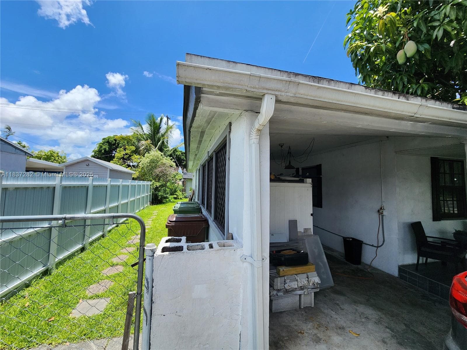 3521 E 8th Ave, Hialeah FL 33013 — 63