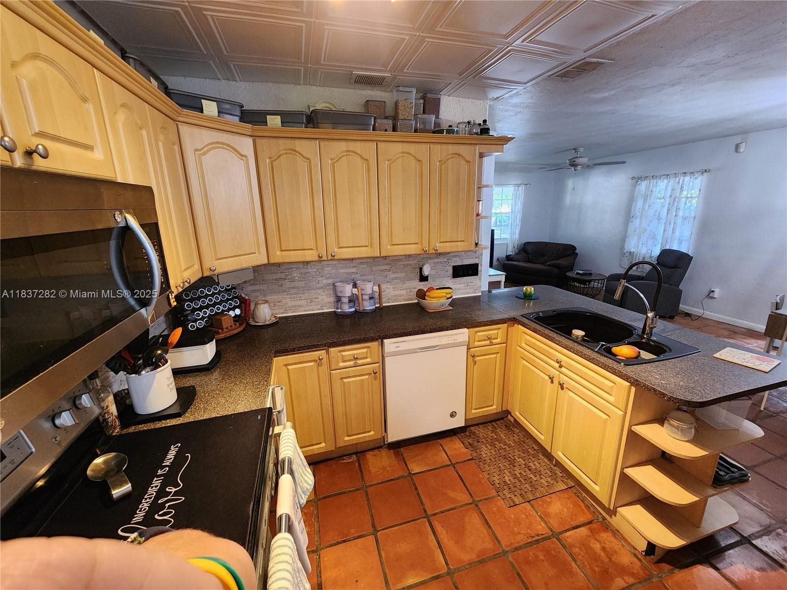 3521 E 8th Ave, Hialeah FL 33013 — 28