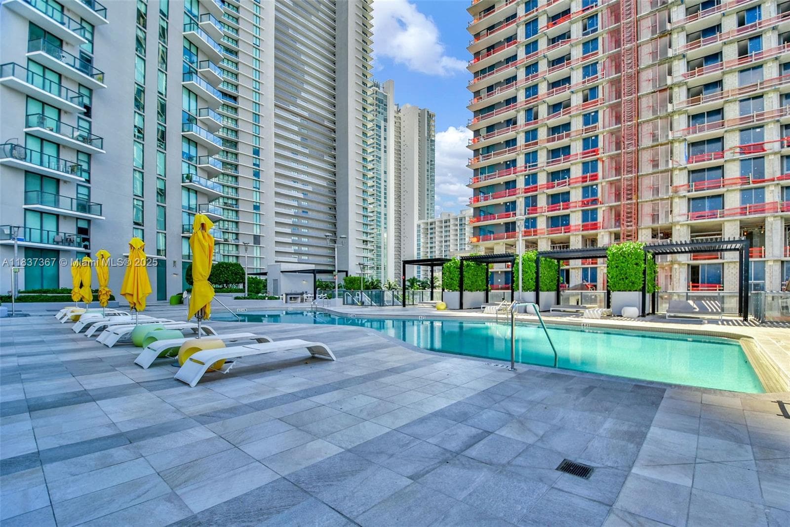 501 NE 31st St # 410, Miami FL 33137 — 52