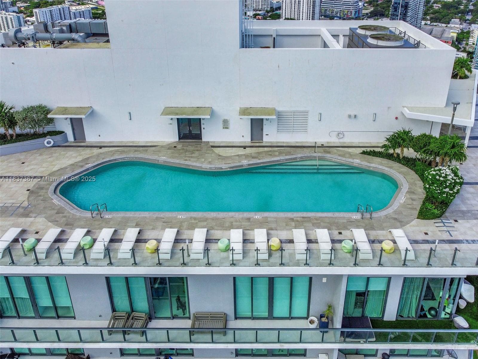 501 NE 31st St # 410, Miami FL 33137 — 88