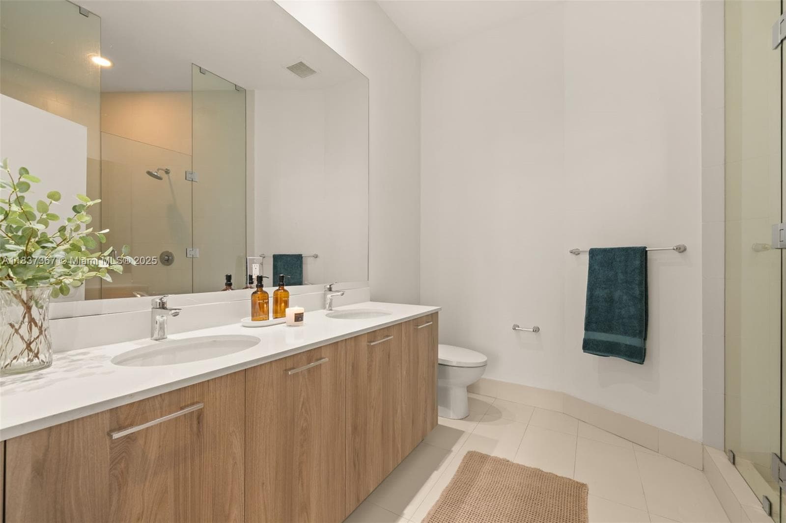 501 NE 31st St # 410, Miami FL 33137 — 30