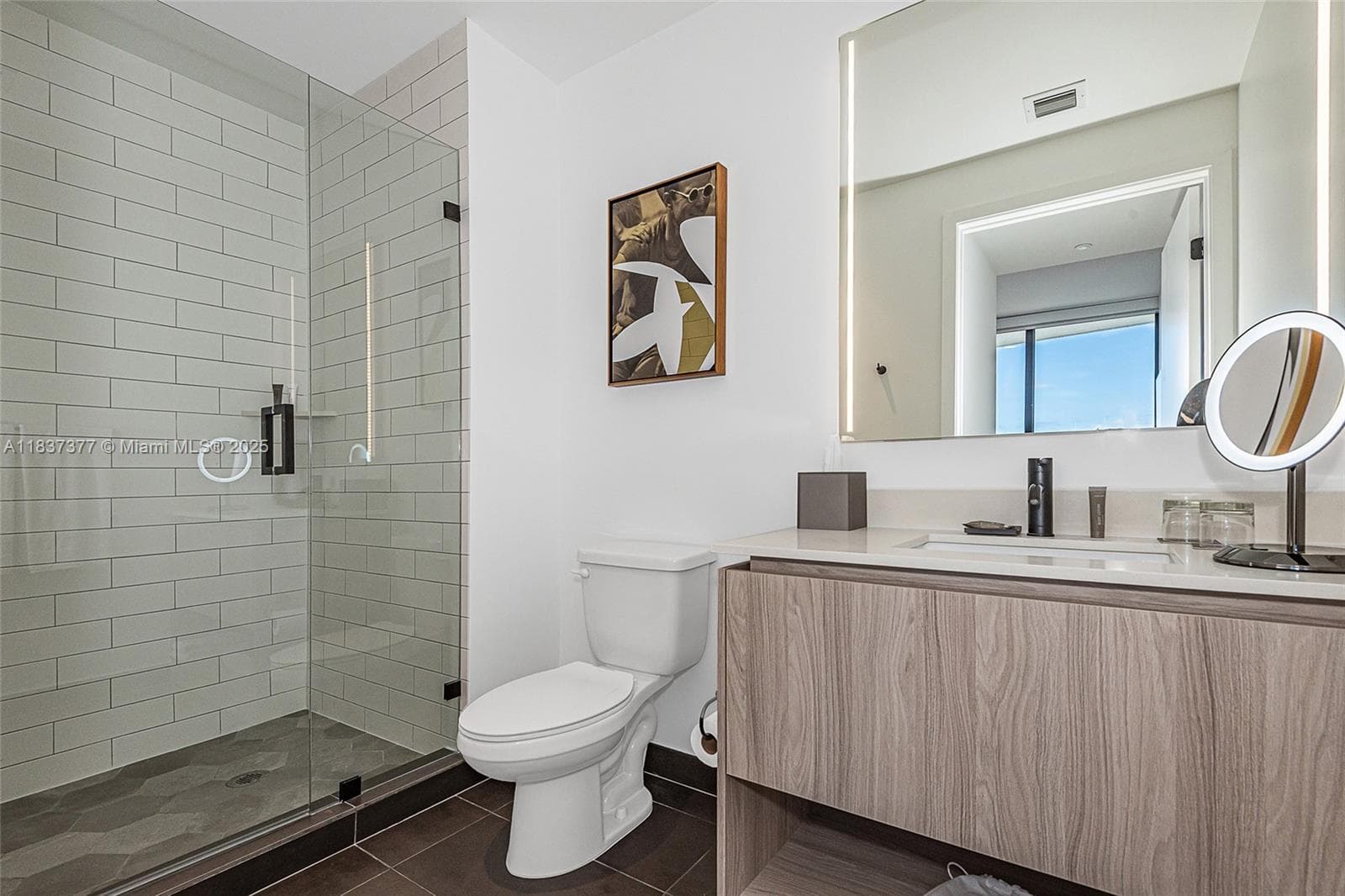 398 NE 5th St # 3711, Miami FL 33132 — 28