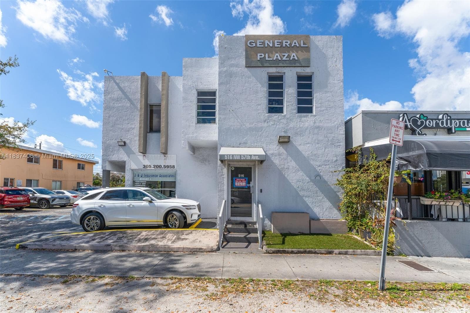 516 NW 57th Ave, Miami FL 33126 — 2