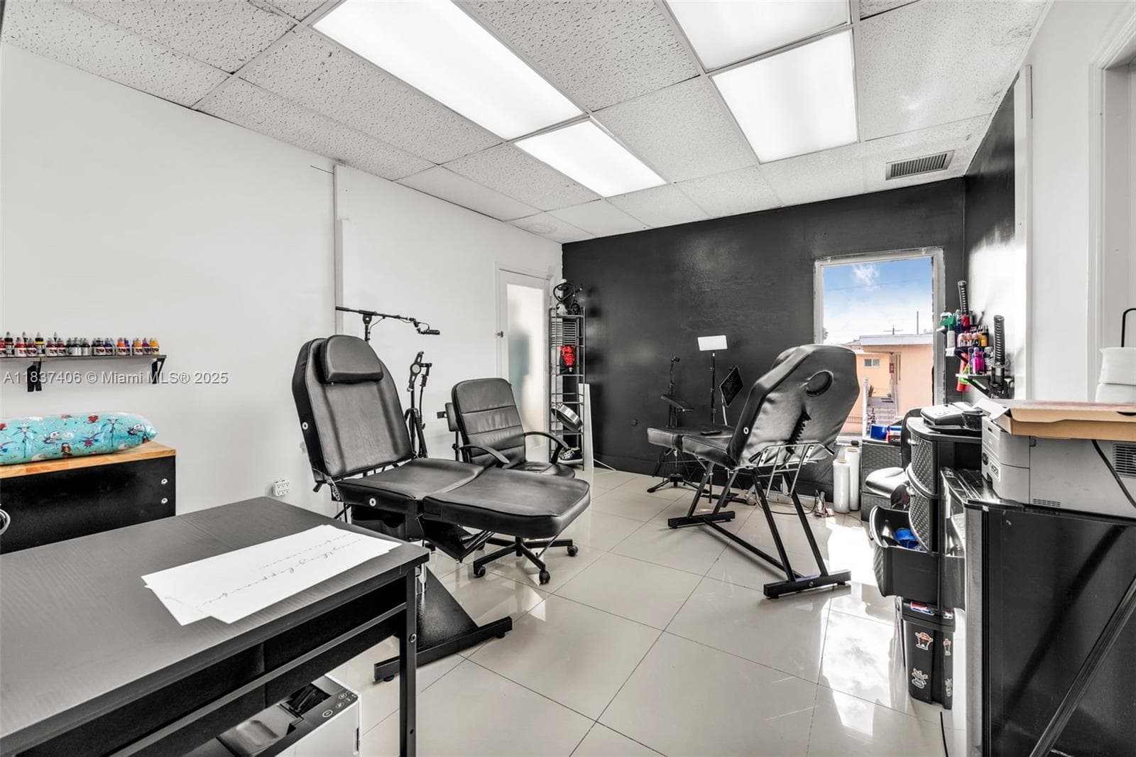 516 NW 57th Ave, Miami FL 33126 — 16