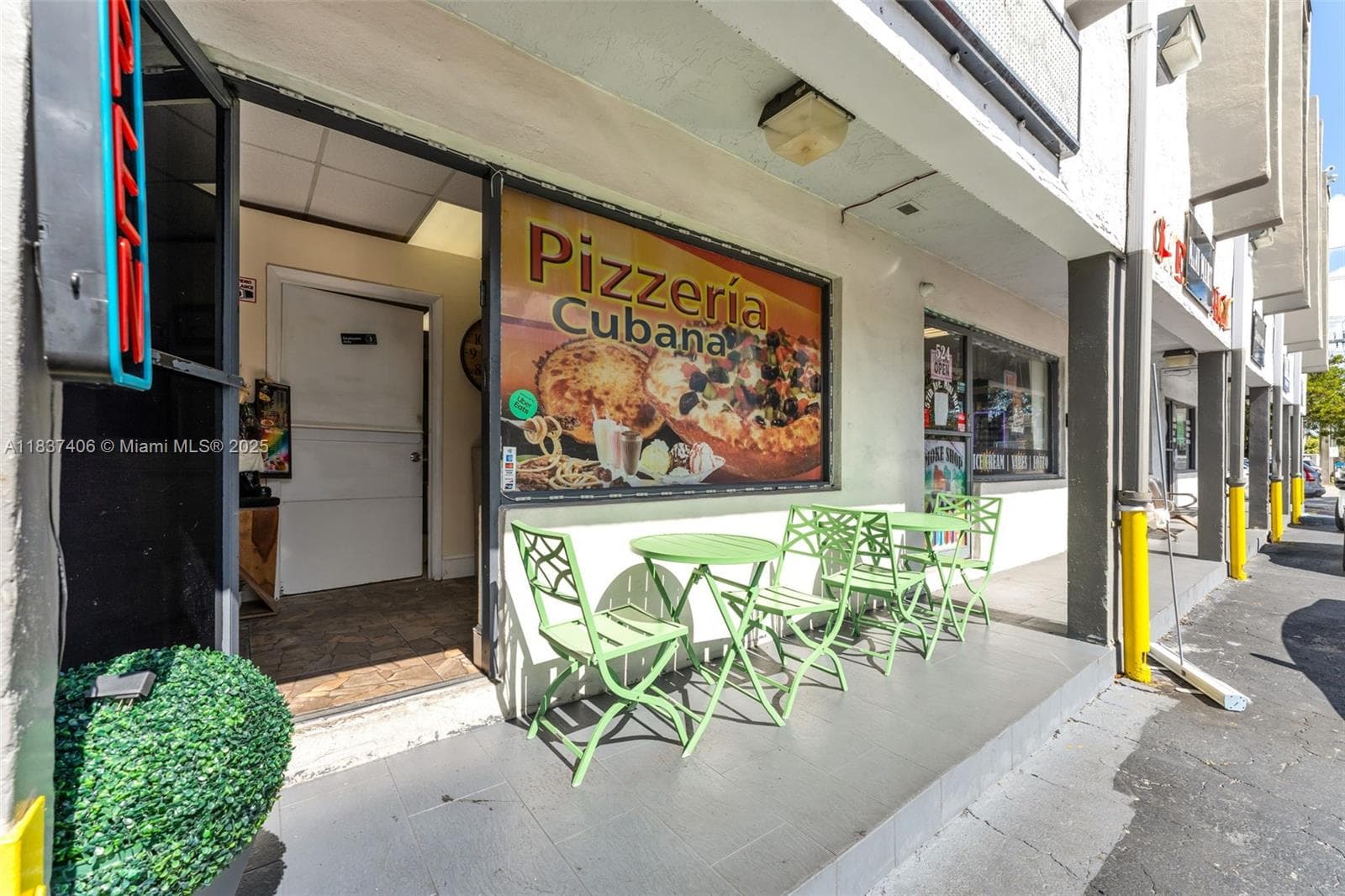 516 NW 57th Ave, Miami FL 33126 — 32