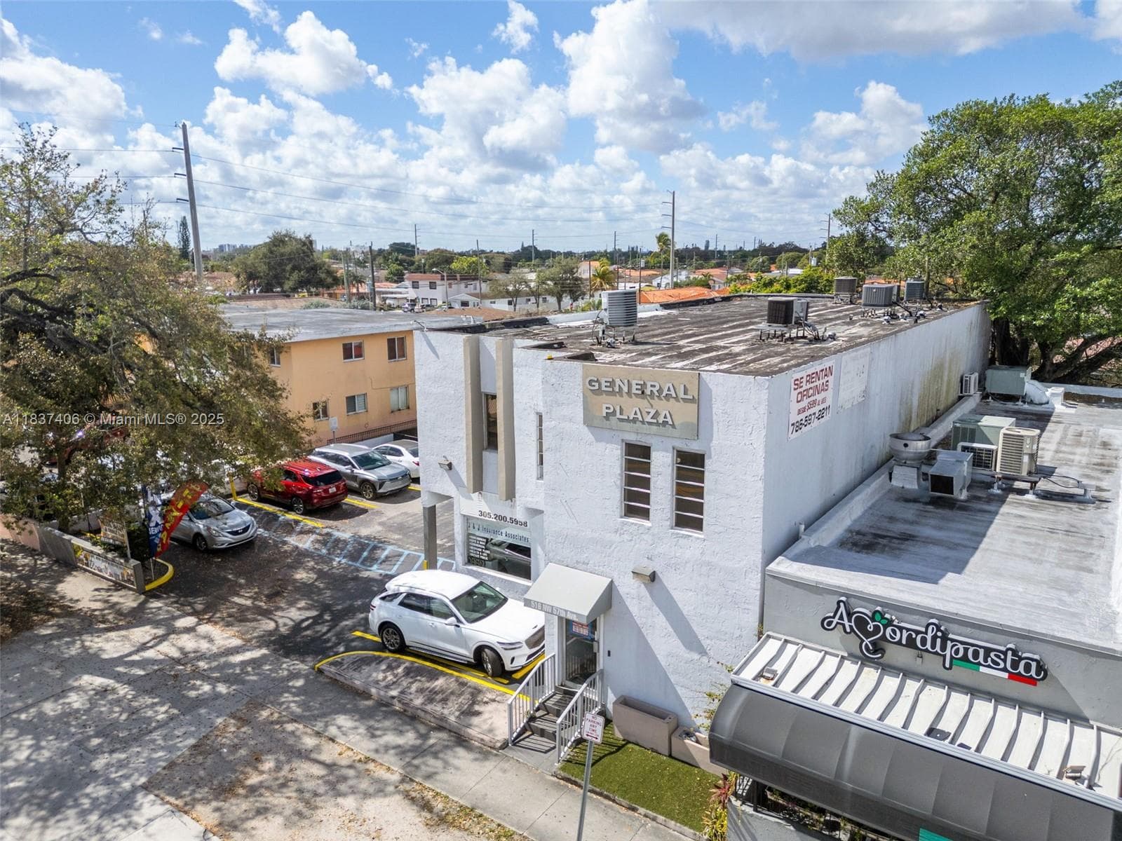 516 NW 57th Ave, Miami FL 33126 — 4