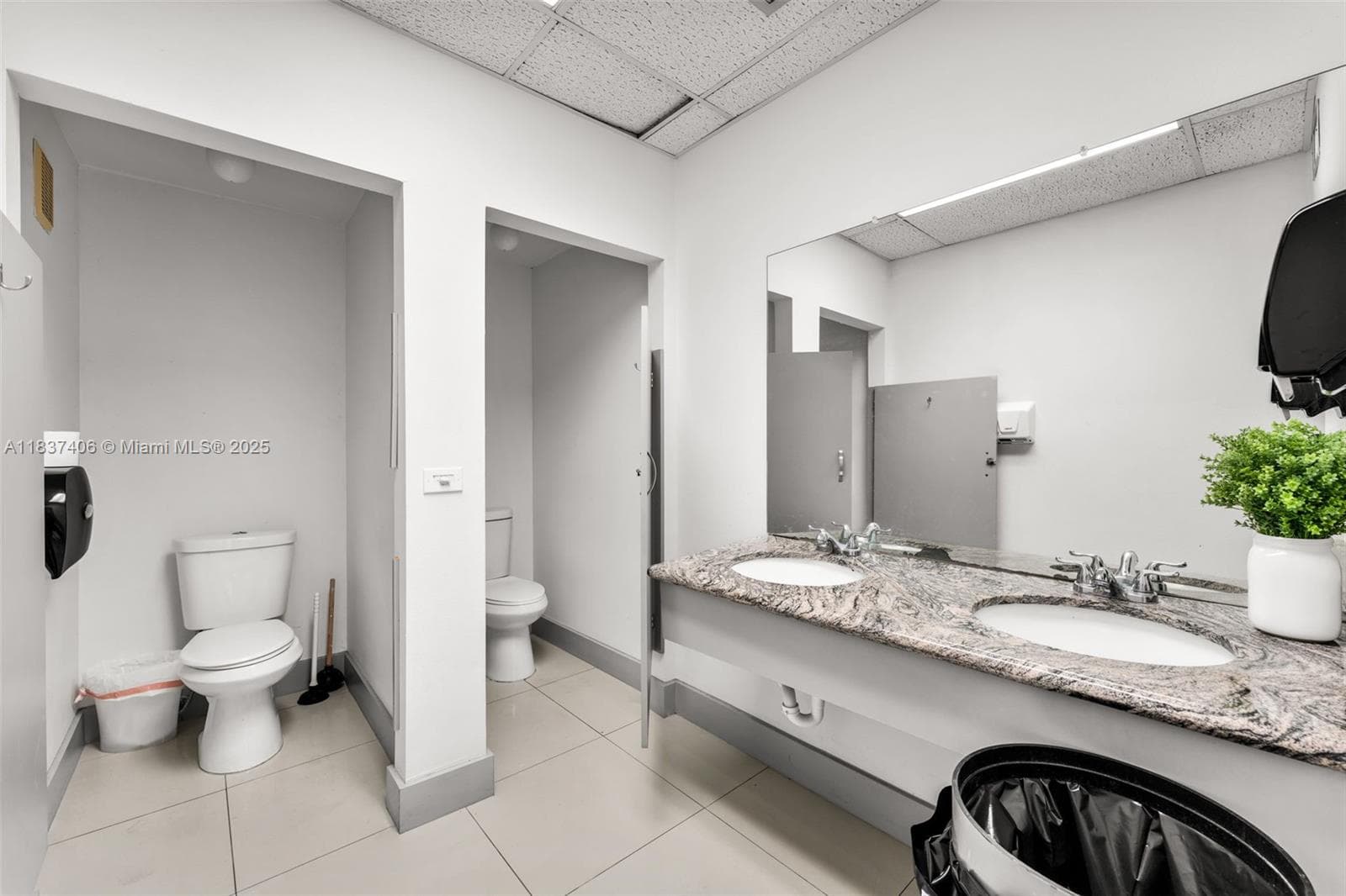516 NW 57th Ave, Miami FL 33126 — 8