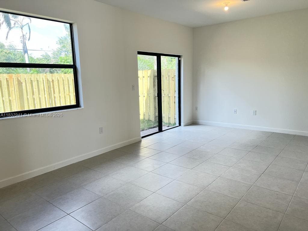 24480 SW 119th Pl, Homestead FL 33032 — 7