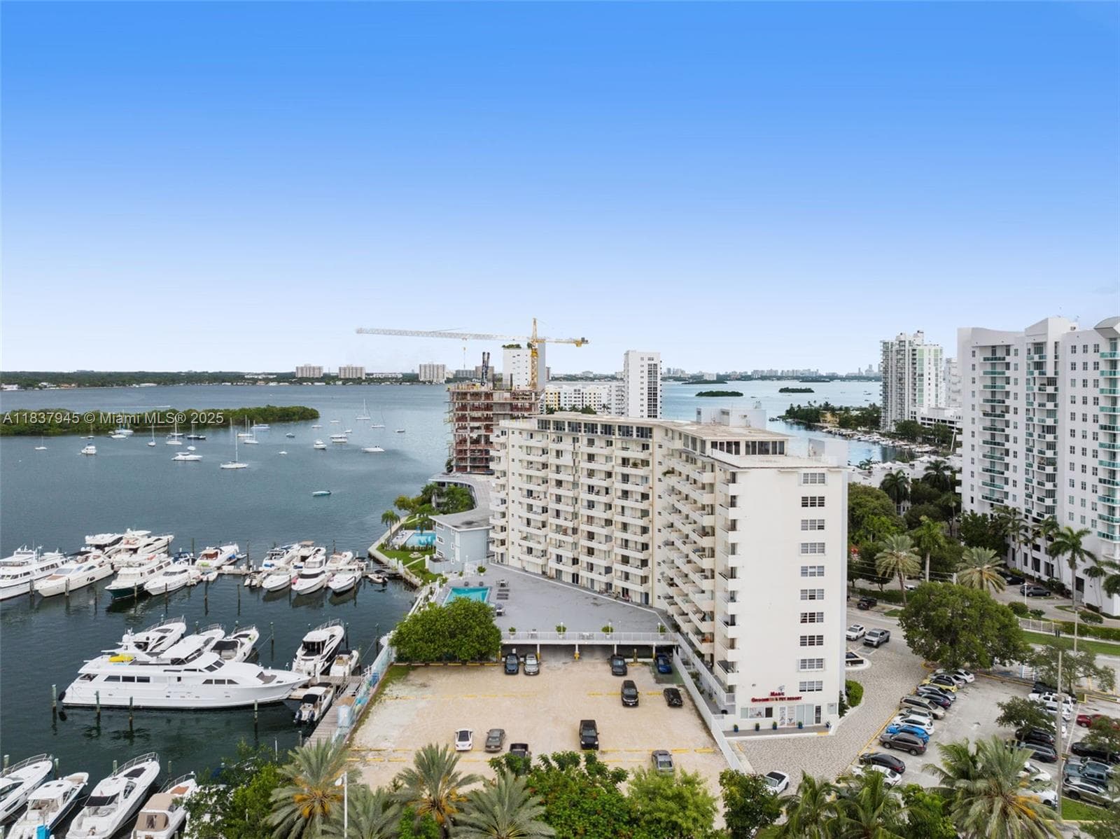 7904 West Dr # 901, North Bay Village FL 33141 — 17