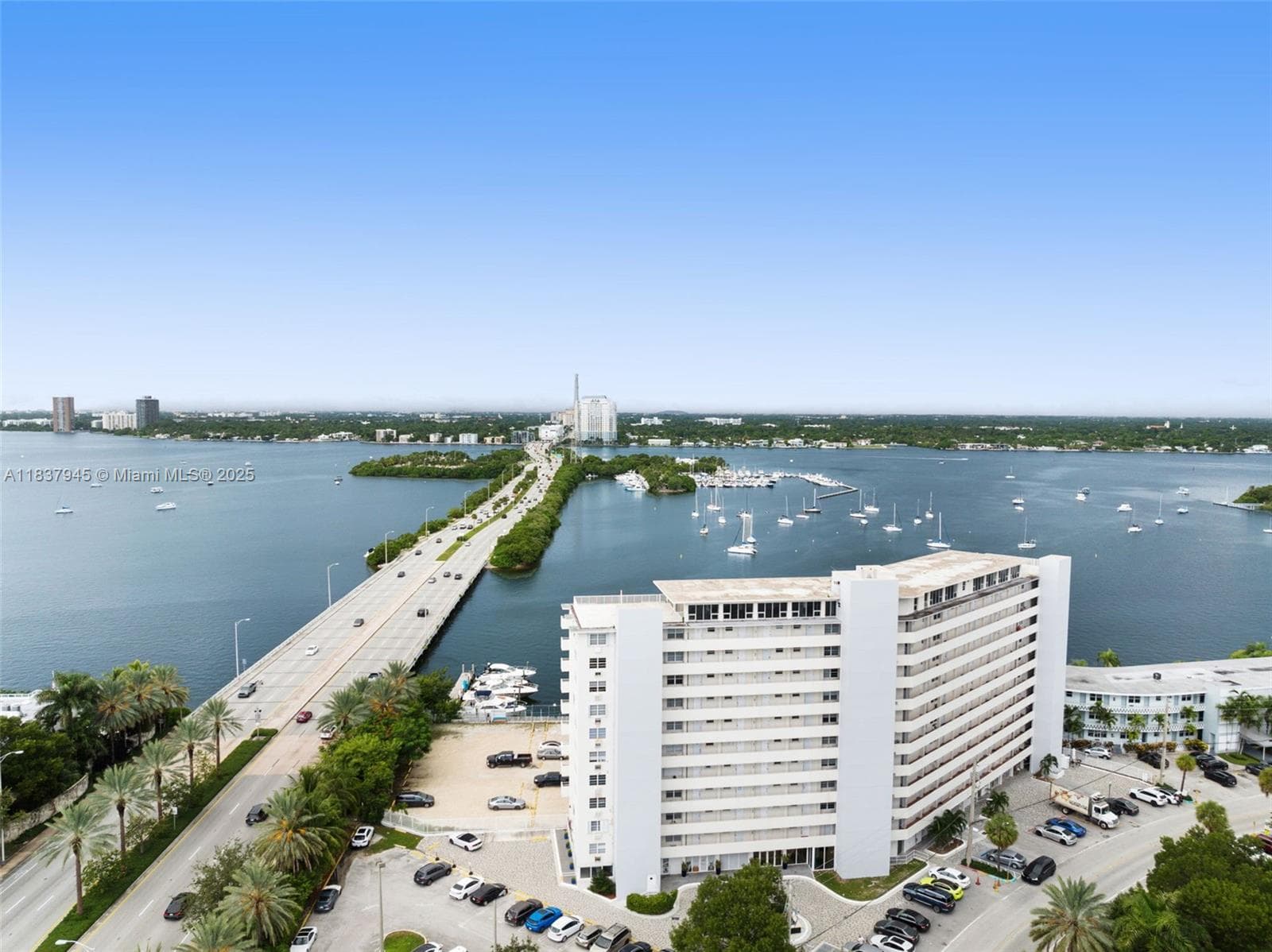 7904 West Dr # 901, North Bay Village FL 33141 — 16