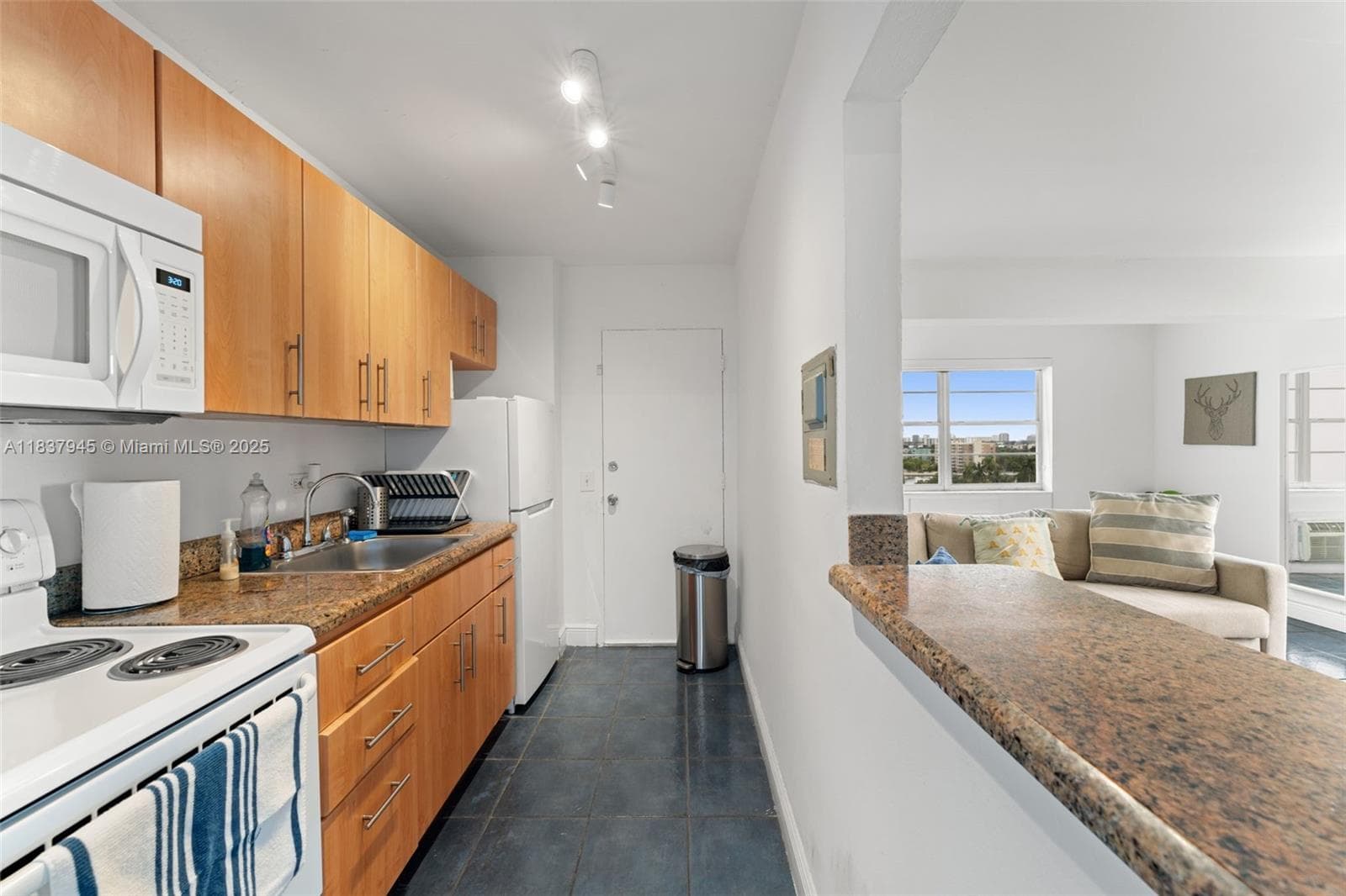 7904 West Dr # 901, North Bay Village FL 33141 — 10