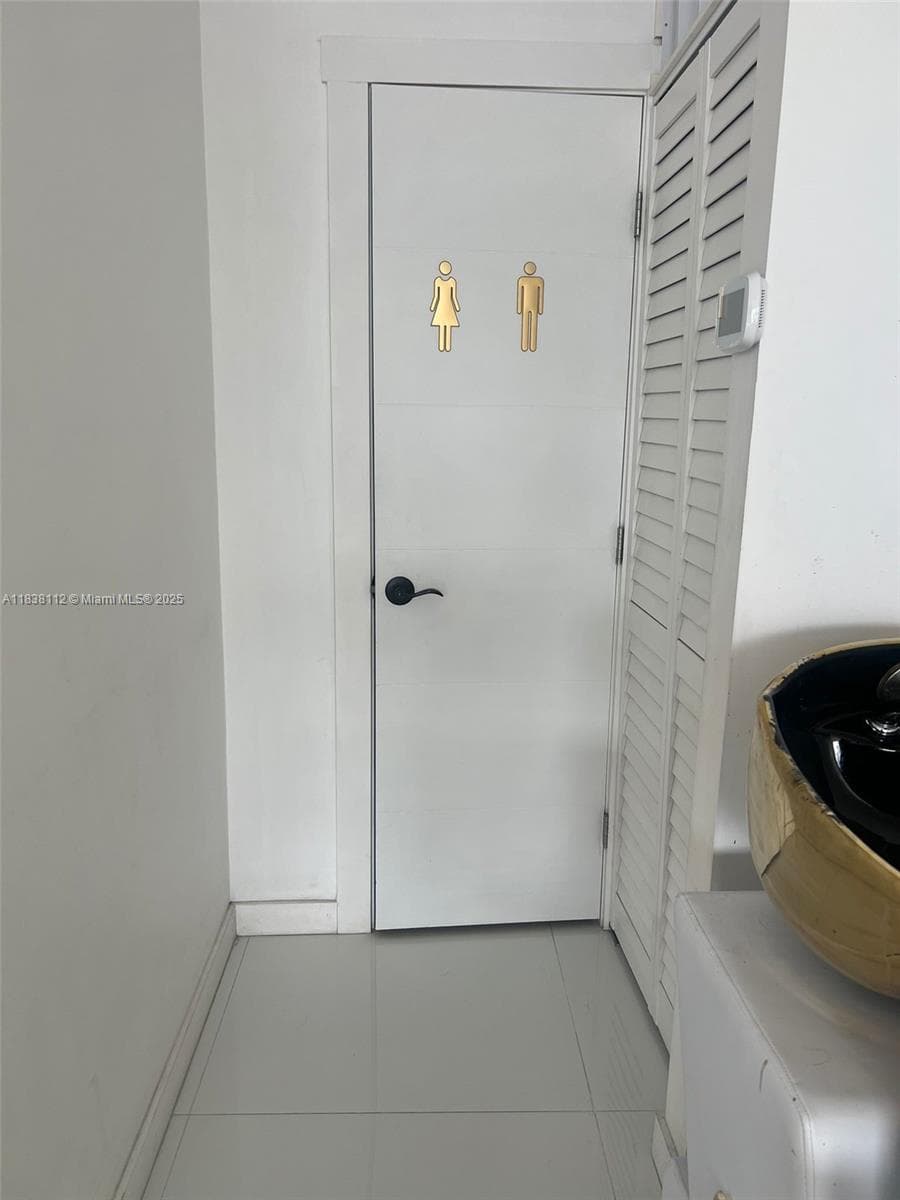 Confidentially NE 7 TH AVE, Miami FL 33161 — 5