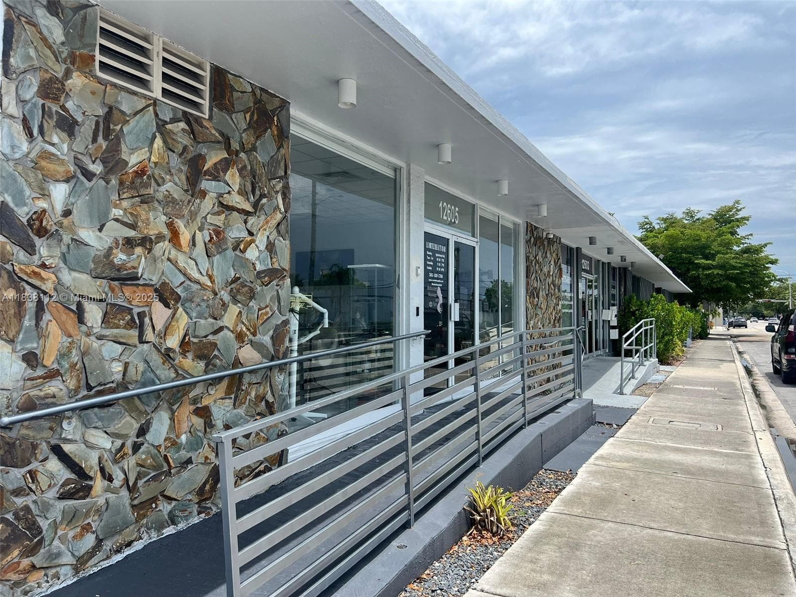 Confidentially NE 7 TH AVE, Miami FL 33161 — 19