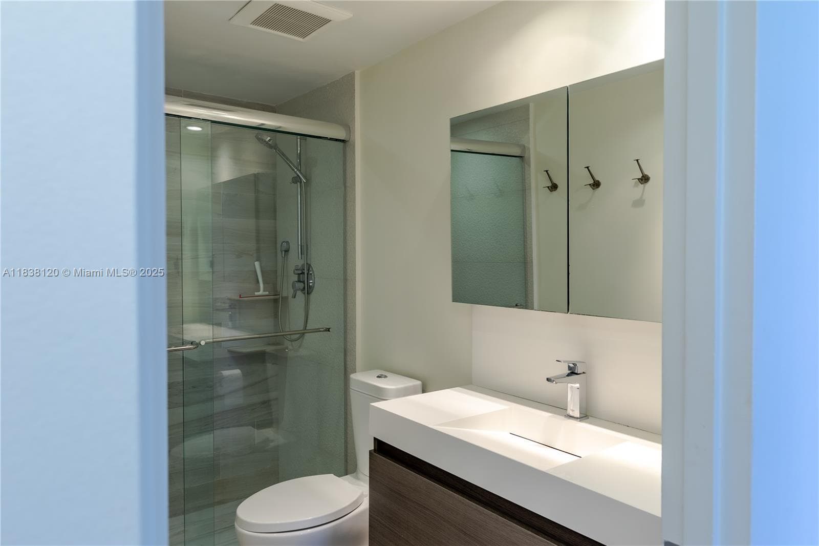 10275 Collins Ave # 634, Bal Harbour FL 33154 — 16